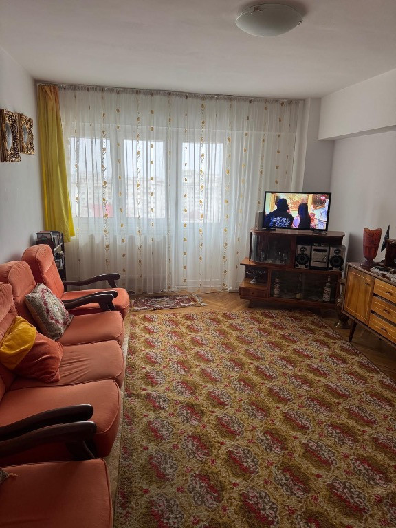Apartament 3 camere