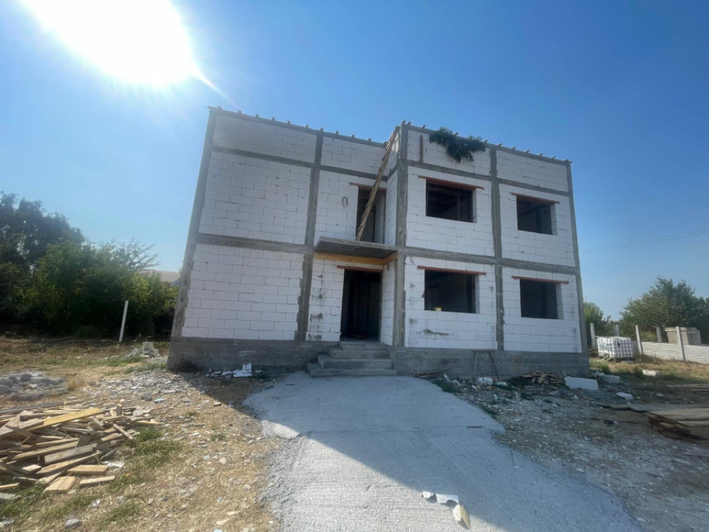 Casa P+1, 5 camere, 140 mp, teren 400 mp, zona Breasta