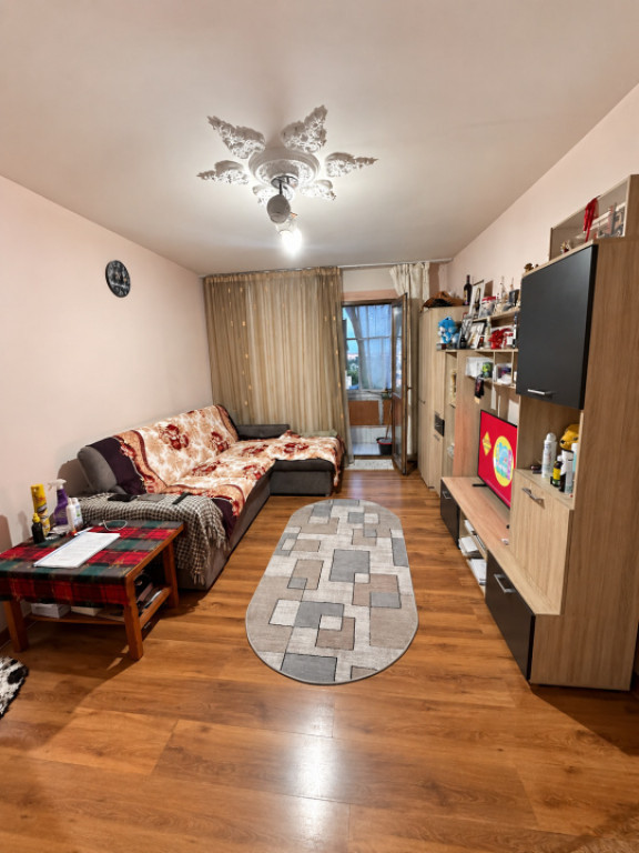 Apartament 2 camere Craiovita Noua zona Fortuna