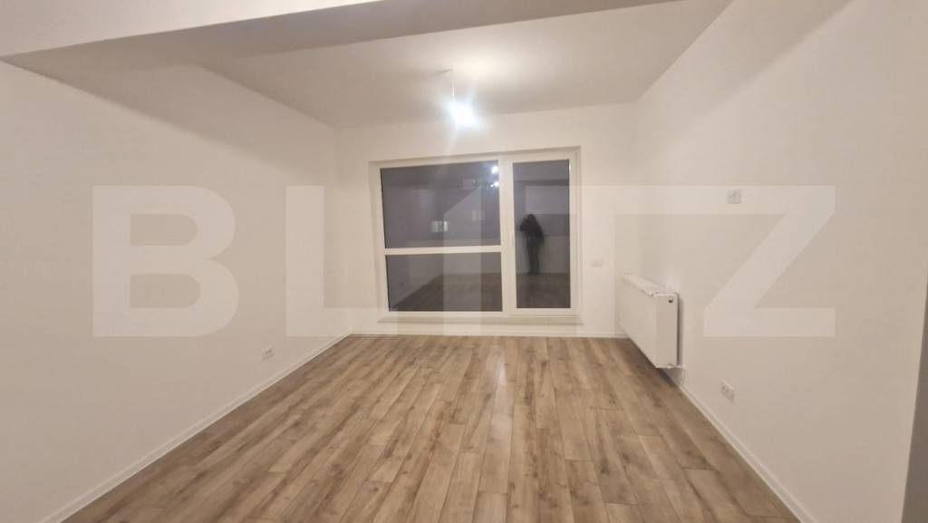 Garsoniera cu terasa de inchiriat, 43 mp, zona Tractoru