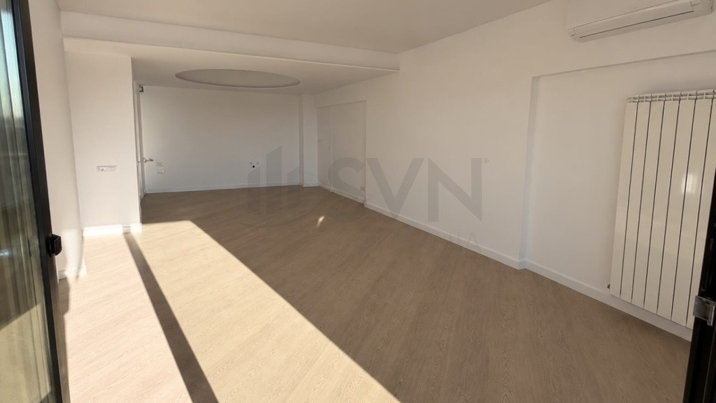 Apartament 3 camere I Cortina North