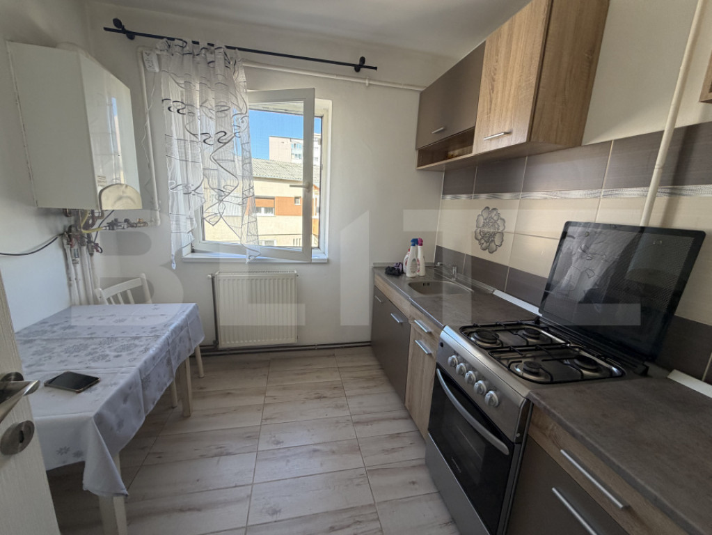 Apartament 2 camere, 44 mp, zona Cetate