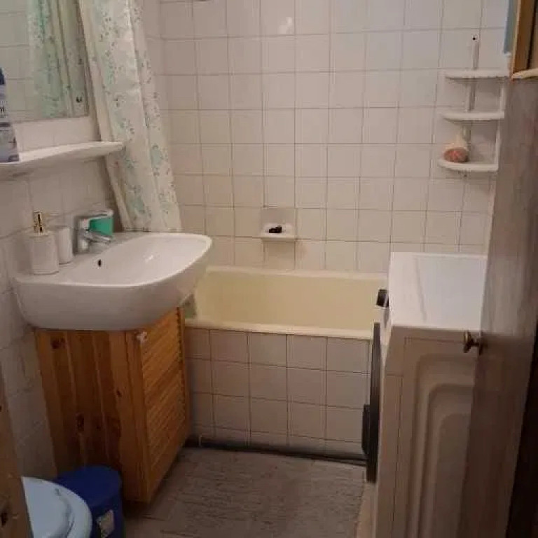 Piata sudului etaj 6 decomandat