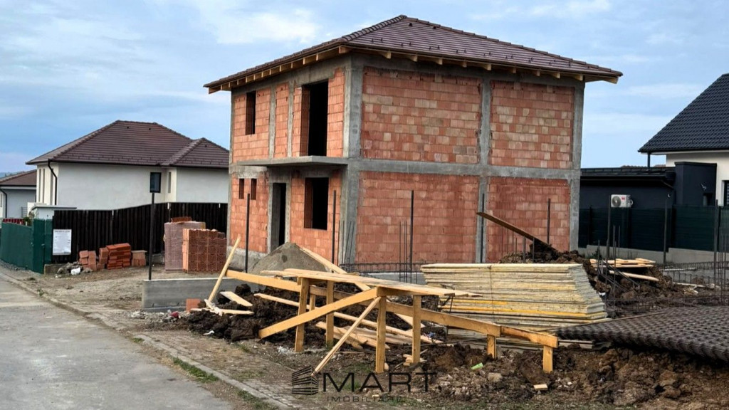 Casa individuala 120mp Sura Mica
