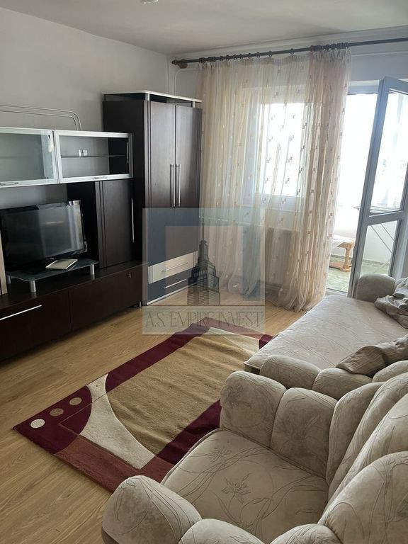 De vânzare apartament 3 camere/ Ghimbav