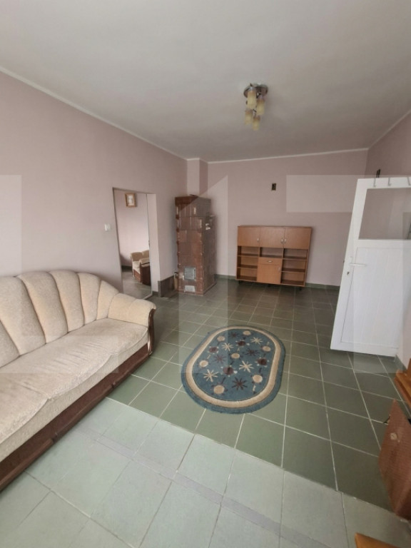 Casă 103 mp din cărămidă, izolată, cu garaj, pivniță