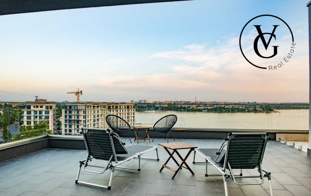 Apartament tip penthouse - zona Mamaia - Complex Diamond Vie