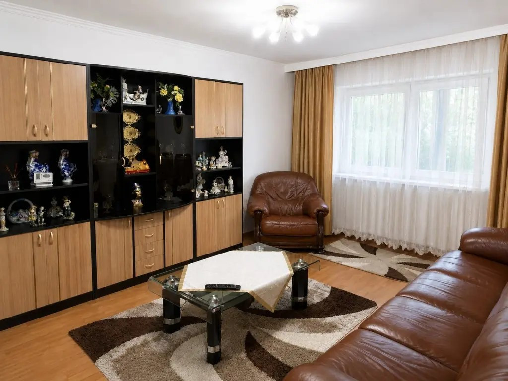 Inchiriez apart 3 camere Faleza nord