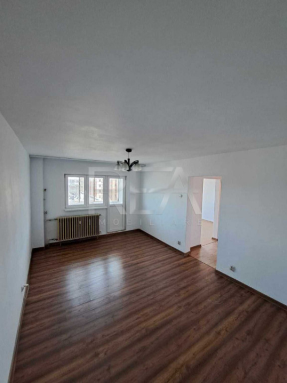 2 camere, 65 mp, anvelopat-Lujerului