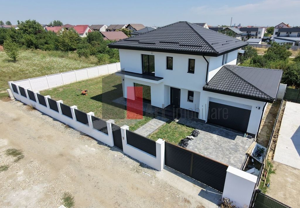 Vanzare vila 4 camere in Domnesti
