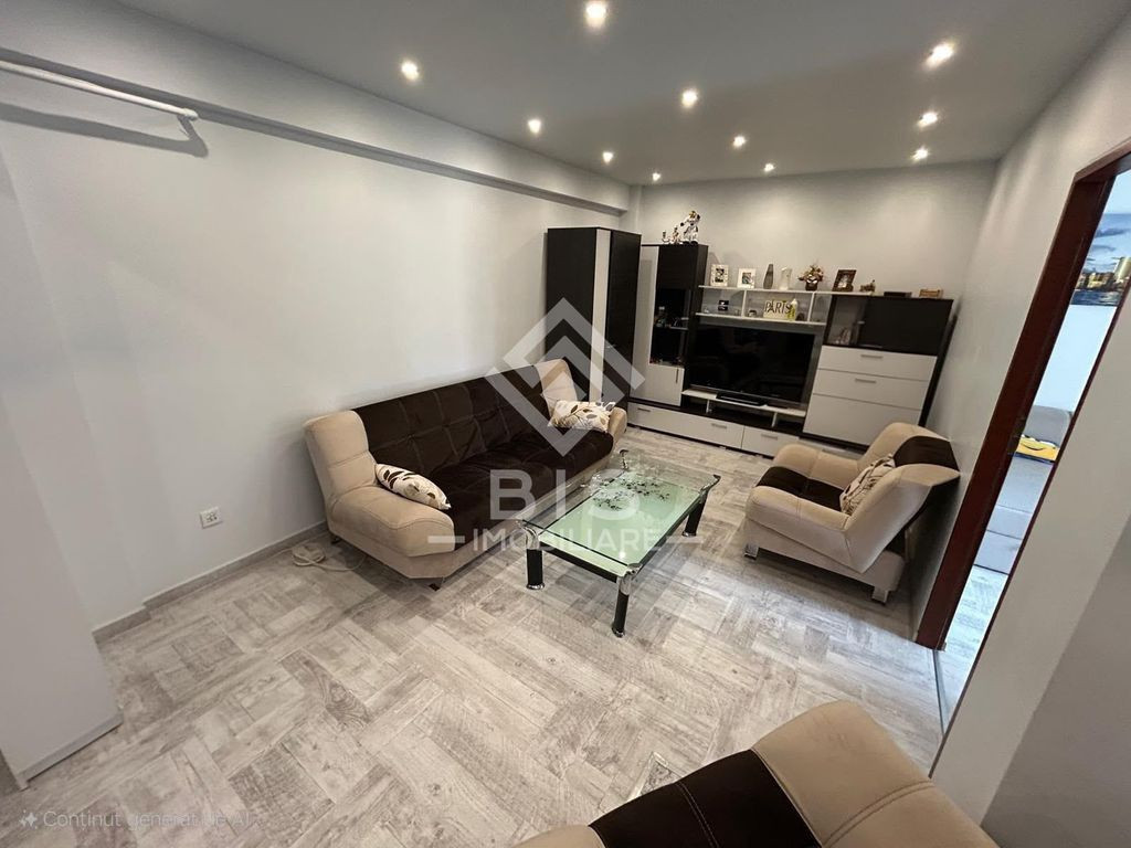 Apartament de închiriat 3 camere - Calea Moldovei