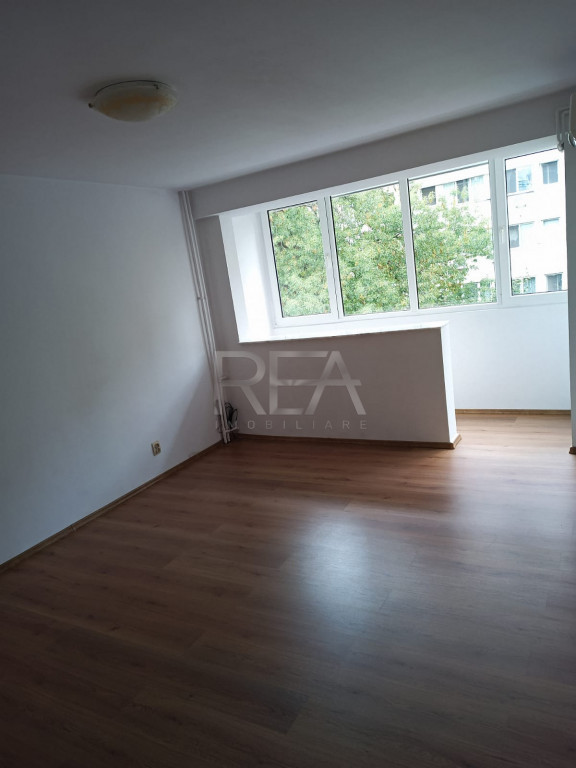 2 camere, et 3/4, centrala, bloc tip P, anvelopat-Drumul Tab