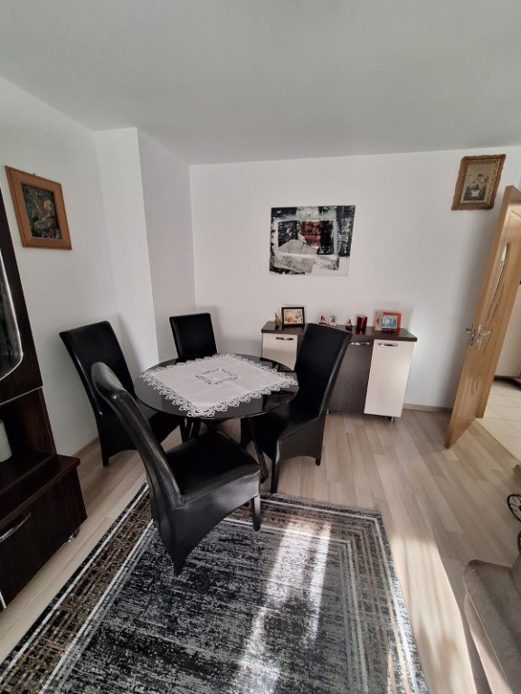 Apartament 2 camere renovat Piata Mare