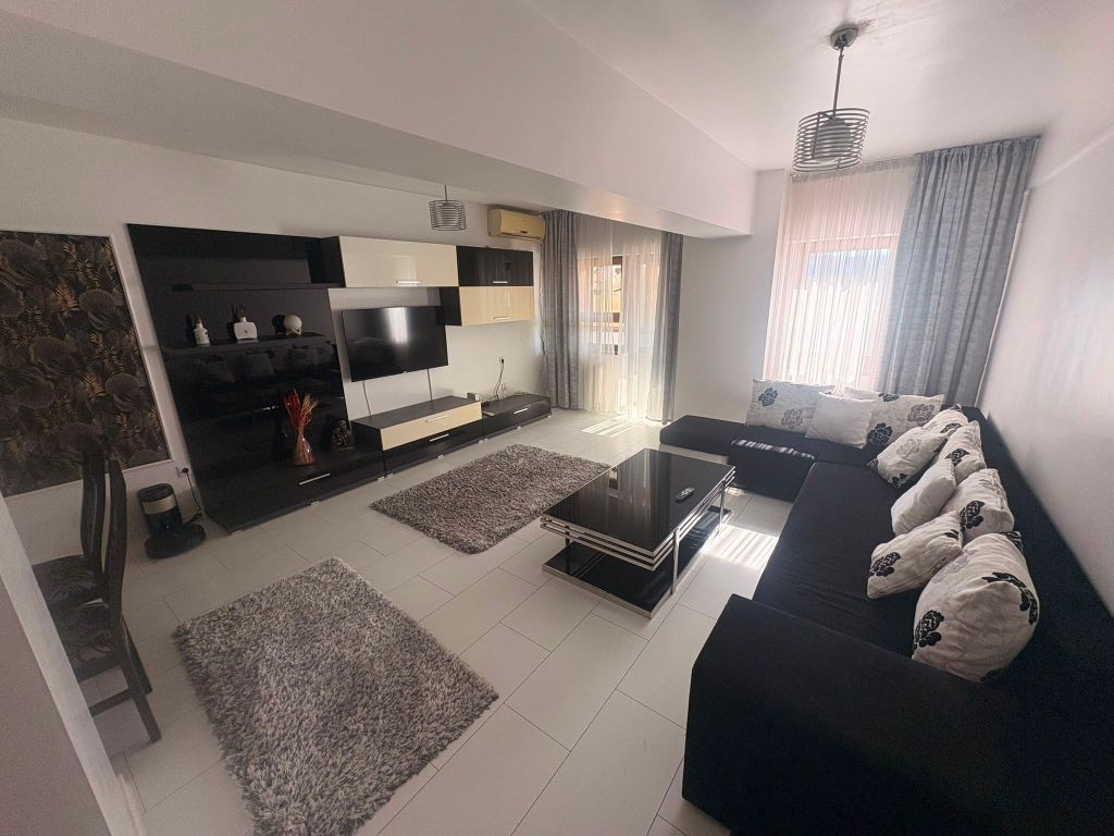 De inchiriat apartament cu 2 camere bloc Privilege, et. 1, 500 E