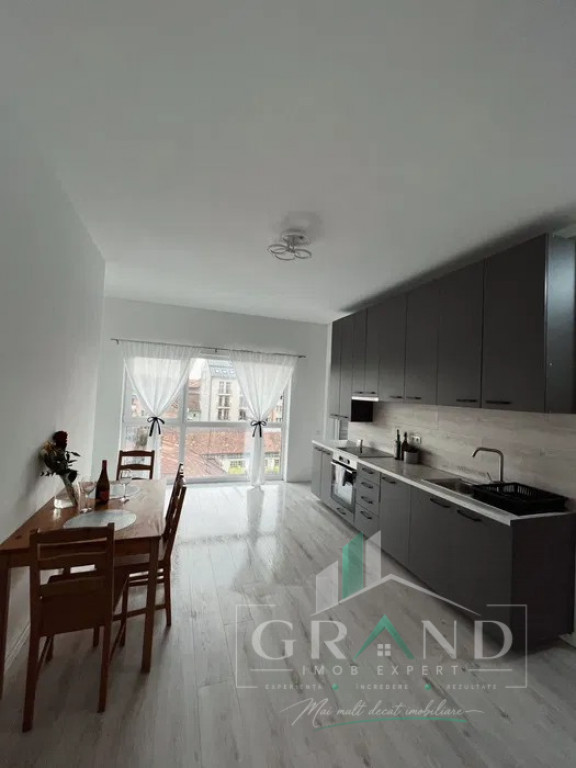 Închiriere apartament premium, cu 3 camere, bloc NOU, zona gării