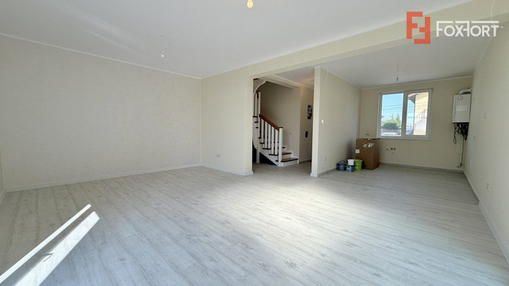 Duplex de vanzare, 4 camere - curent trifazic Giroc - ESO
