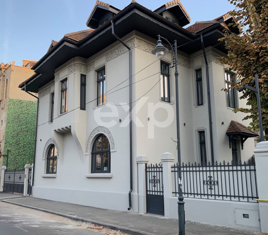 Vila inchiriere Piata Romana