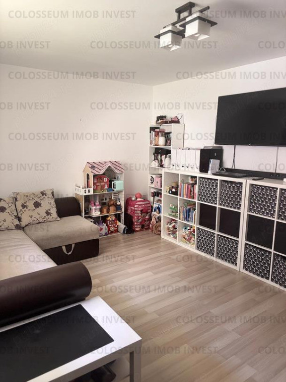 Apartament 2 camere | Decomandat | 53 mp | Zona Tractorul
