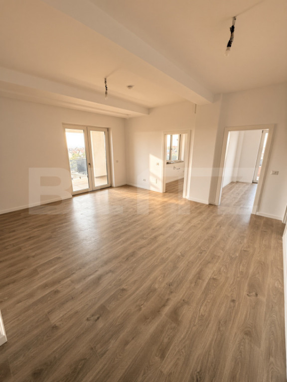 Apartament 2 camere, 105 mp, bloc nou, loc de parcare, Zona