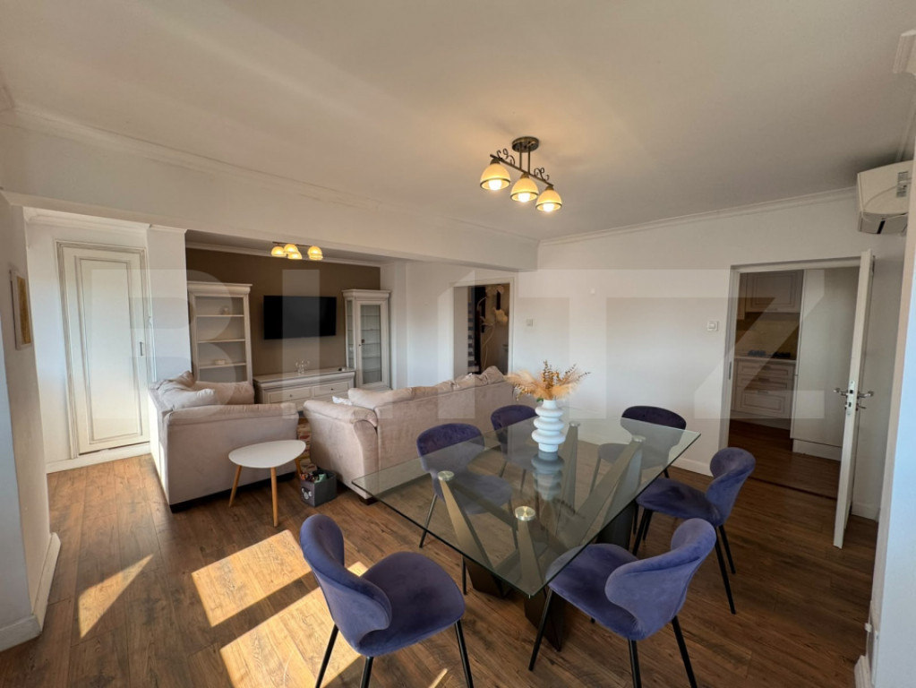 Apartament pe două niveluri, în KM 0 – Terasă privată