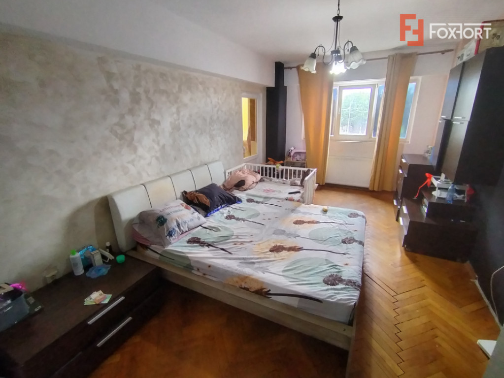 Apartament cu 4 camere de vanzare in Timisoara, zona Sagului
