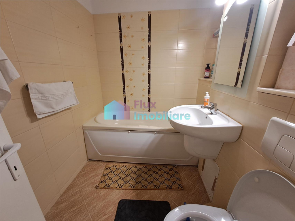 Apartament cu 3 camere Marasesti zona Catedralei