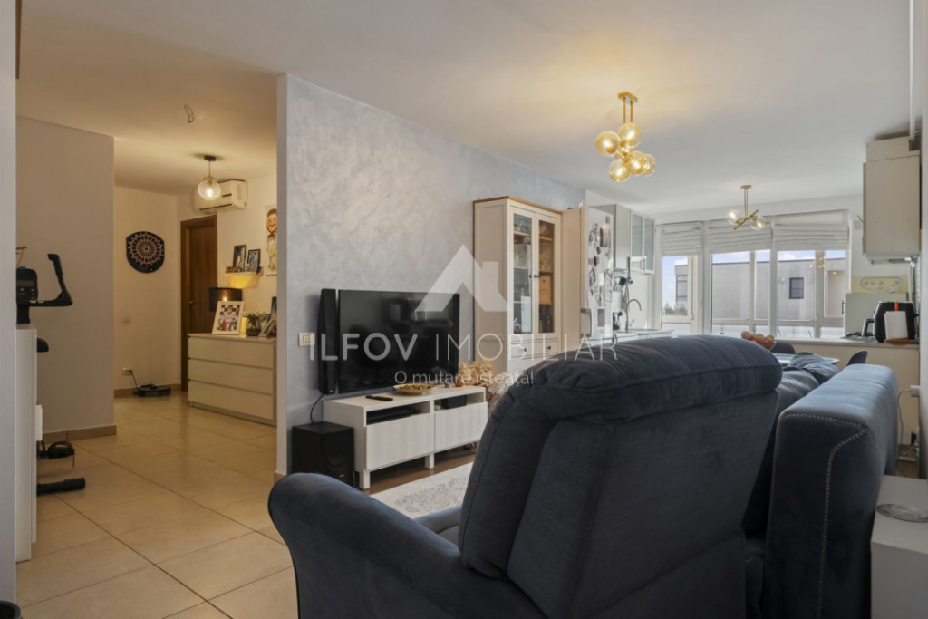 Otopeni, Apartament 3 camere, 78mp, parcare, centrală