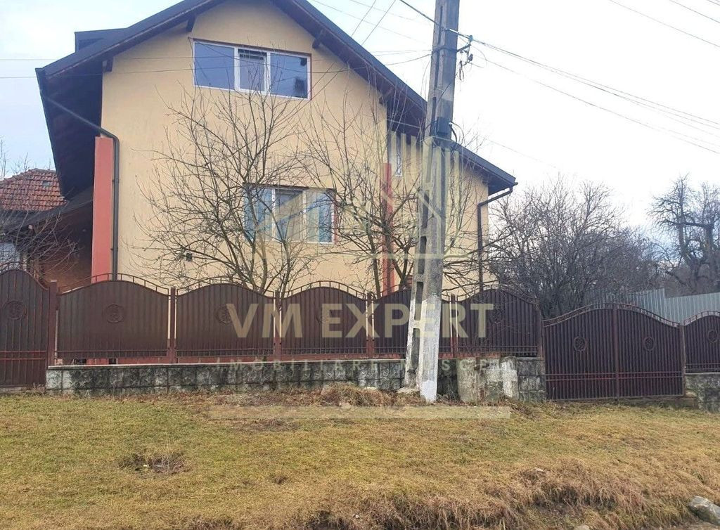 CASĂ 3 CAMERE TEREN 262 MP BUGHEA DE JOS ARGEȘ