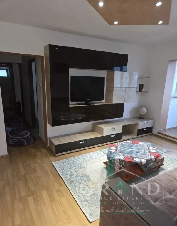 Apartametn 2 Camere | Decomandat | Parcare inclusa
