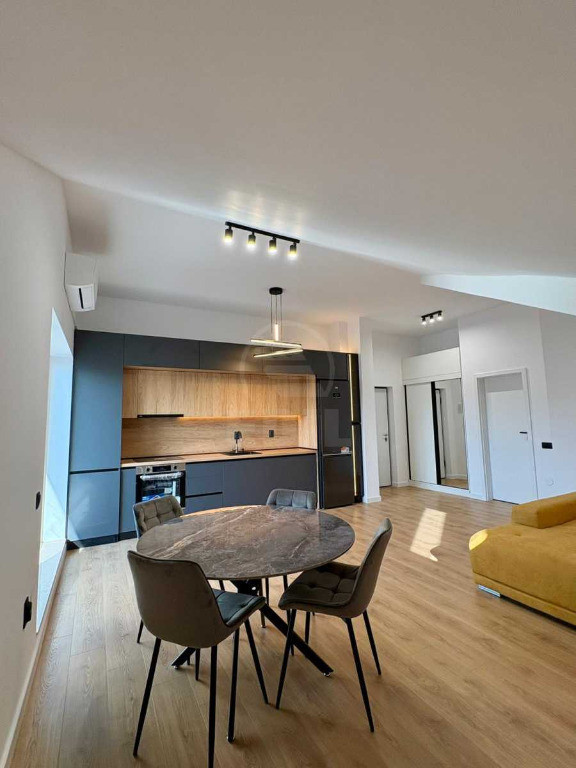 Inchiriere Apartament 2 camere semidecomandat, 55 mp, Sesu De Sus