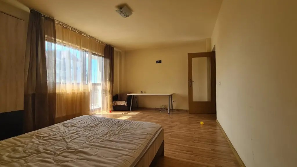 Oferim spre închiriere garsoniera în Curtea de Argeș