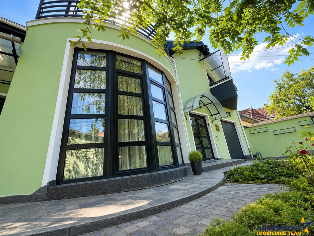 Vila individuala, arhitectura aparte, garaj, terasa, balcon