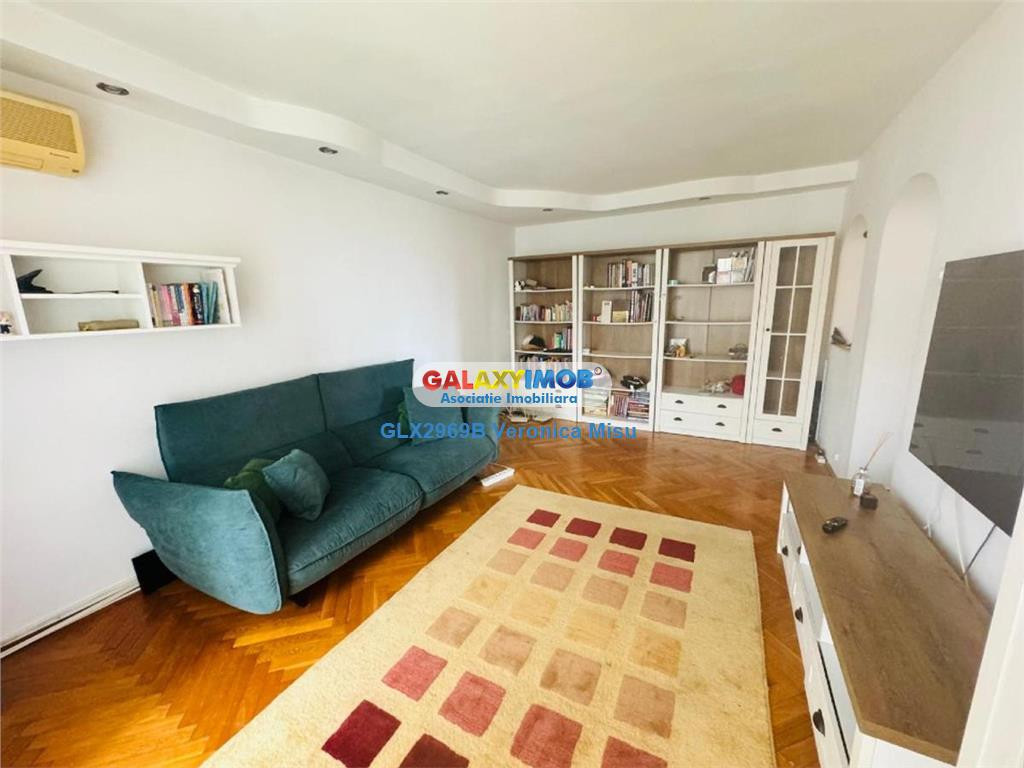 Apartament 3 camere de inchiriat , loc de parcare , fara lif