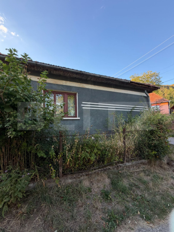 Casa de vanzare, 73 mp, teren 1.439 mp, zona Hondol
