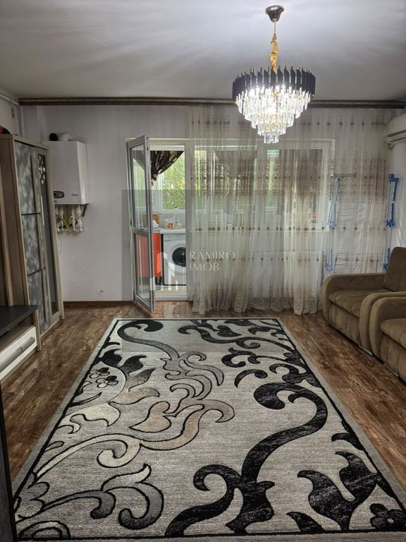 Apartament 2 camere decomandat/10 min metrou Aparatori/parcare