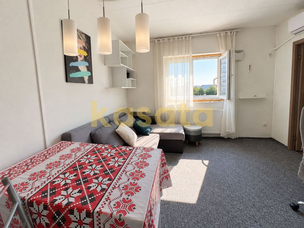 Studio dublu | Renovat | 4 min de metrou 1 Decembrie