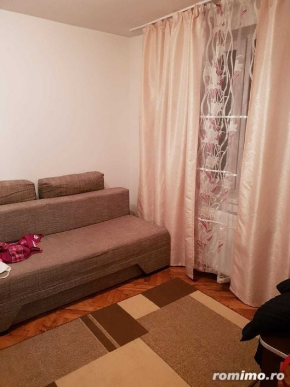 Garsoniera de inchiriat in zona Complex Studentesc