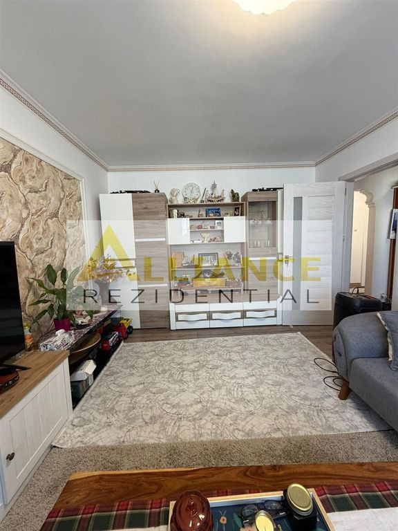 Apartament 4 camere | Decomandat | Sector 3 | Strada Mizil