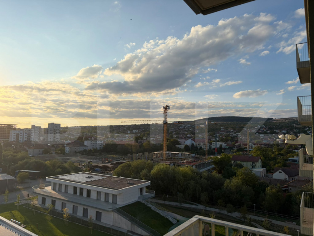 Apartament cu 3 camere, 72.20 mp, zona Semicentral