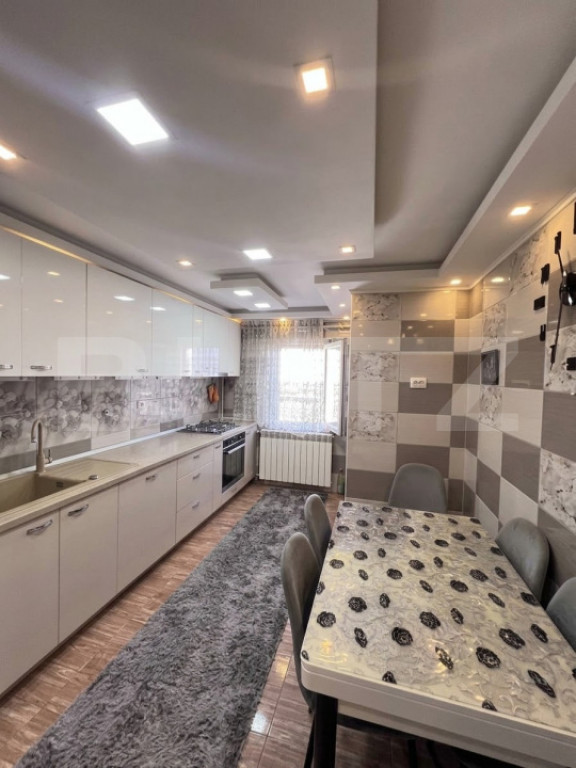 Apartament 3 camere, 64 mp, zona Parcul Teilor