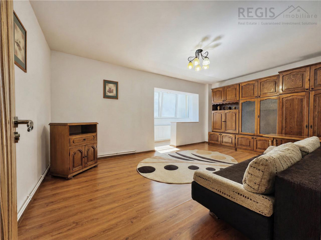 Apartament decomandat cu 3 camere si 2 bai in Bartolomeu