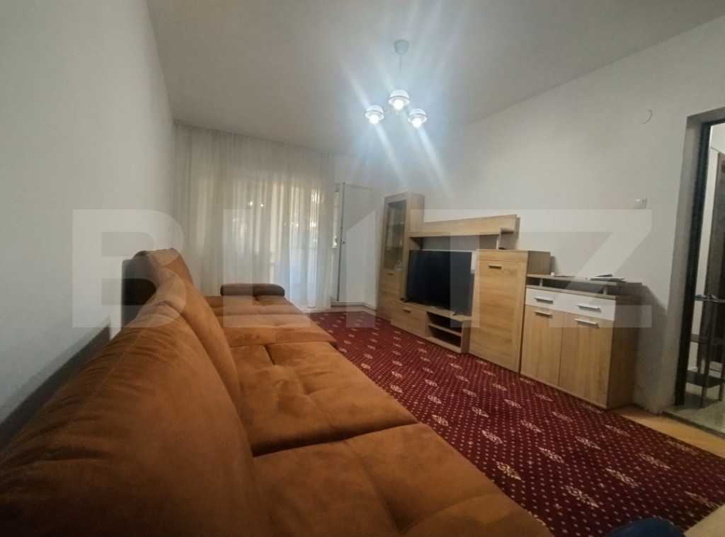 Apartament central, 2 camere deco, etaj 1,