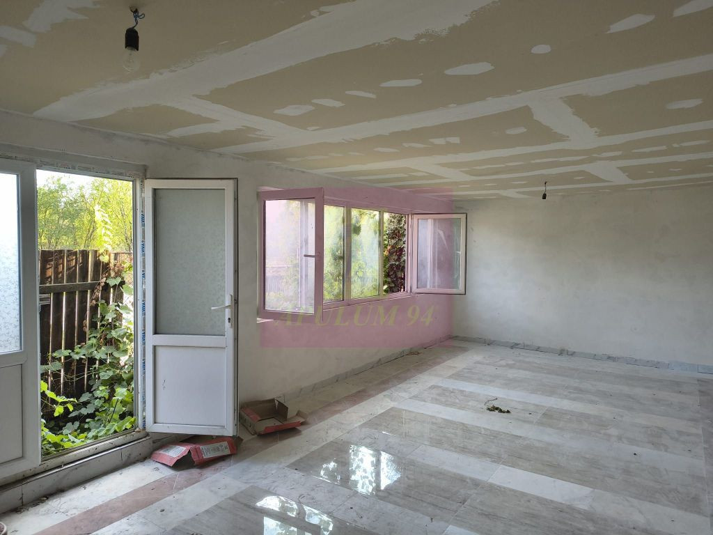 Imobil Nefinalizat în apropierea Primăriei din 1 Decembrie Ilfov