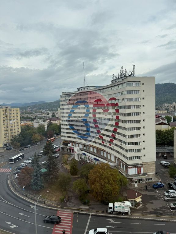 Apartament cu priveliste deosebita de inchiriat