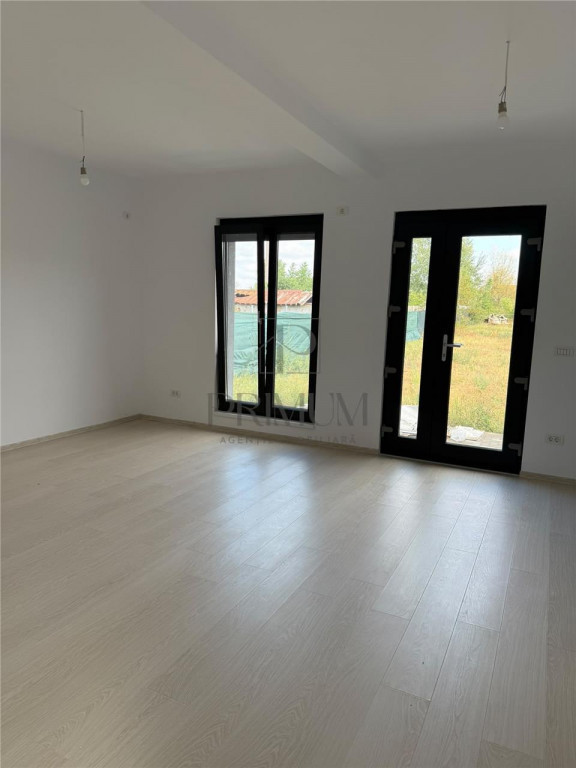 Giroc - Casa individuala - Teren 900mp - 4 Camere - Toate ut