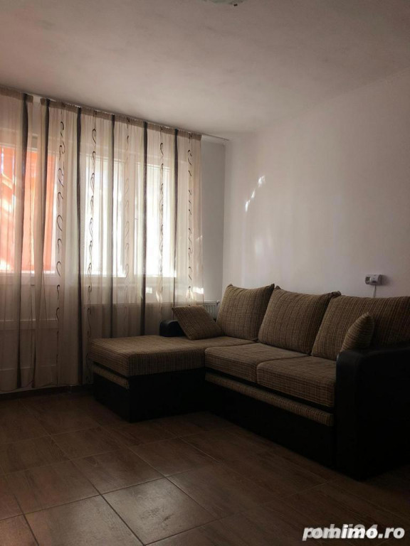 De inchiriat garsoniera in zona Badea Cartan