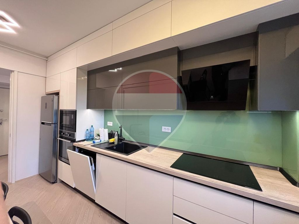 Apartament 3 camere + parcare de închiriat | Tineretului | Vacaresti