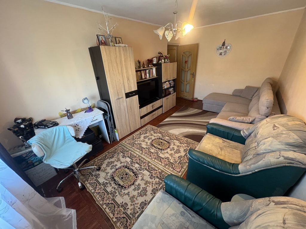 Apartament 2 camere zona Anda cu Centrala