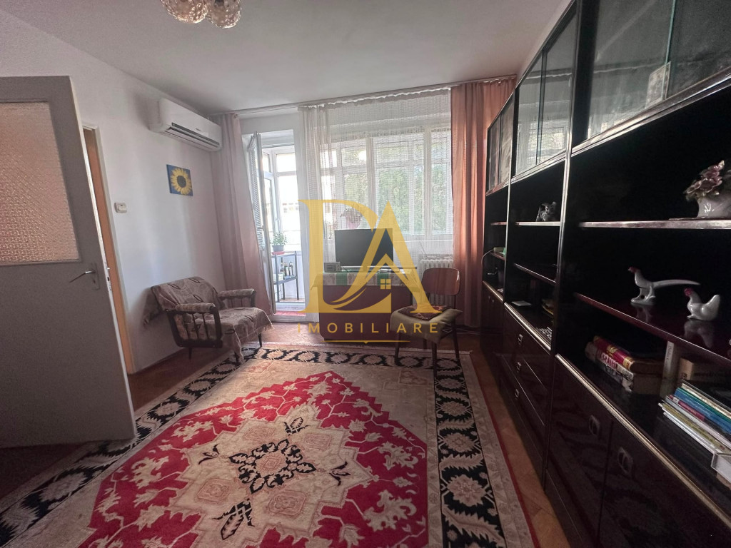 2 CAMERE | ION MIHALACHE CIUPERCA | 5 MINUTE METROU 1 MAI
