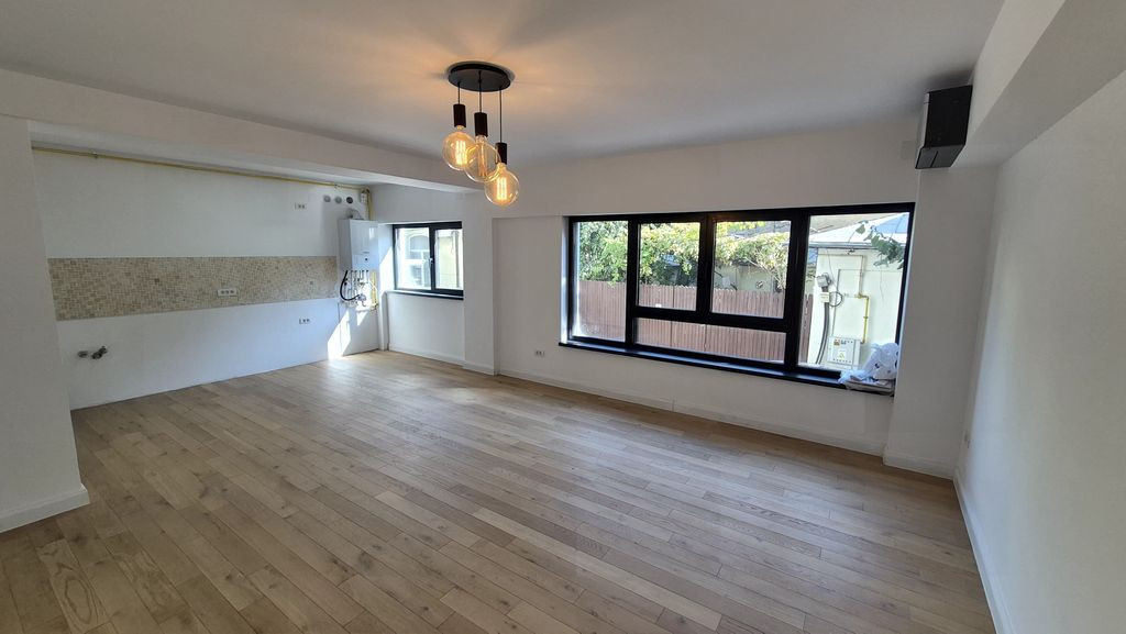 Apartament cu 3 camere 77,80 mp, bloc 2025 - Polona - comision 0%